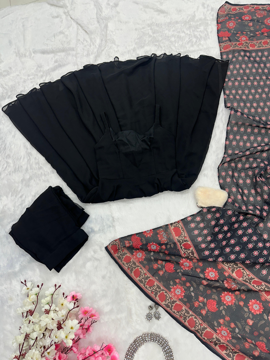 Black Sleevless Anarkali Set