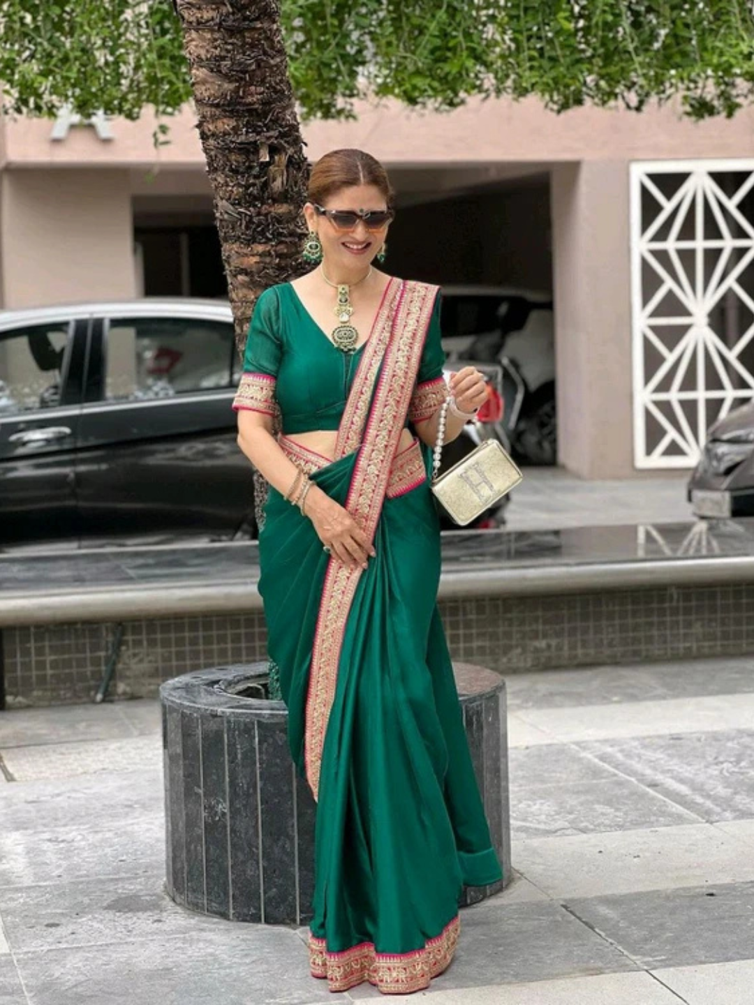 Ready To Wear Pocket Saree With Stiched Blouse