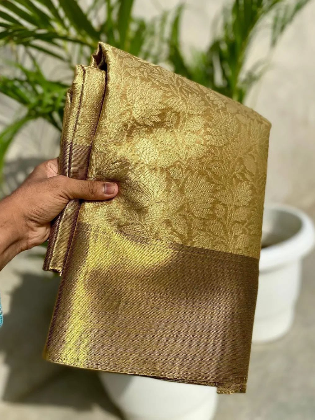 Soft Kanjivaram Silk Saree with Jacquard Detailing