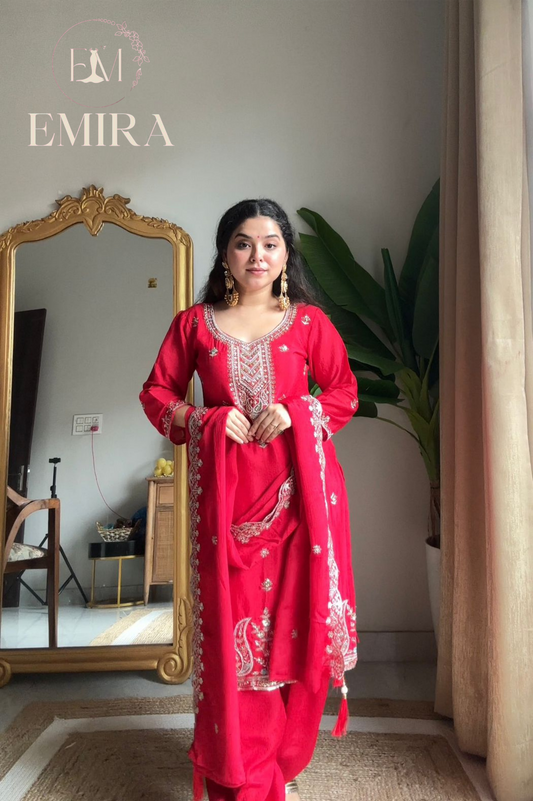 Emira Embroidery suit