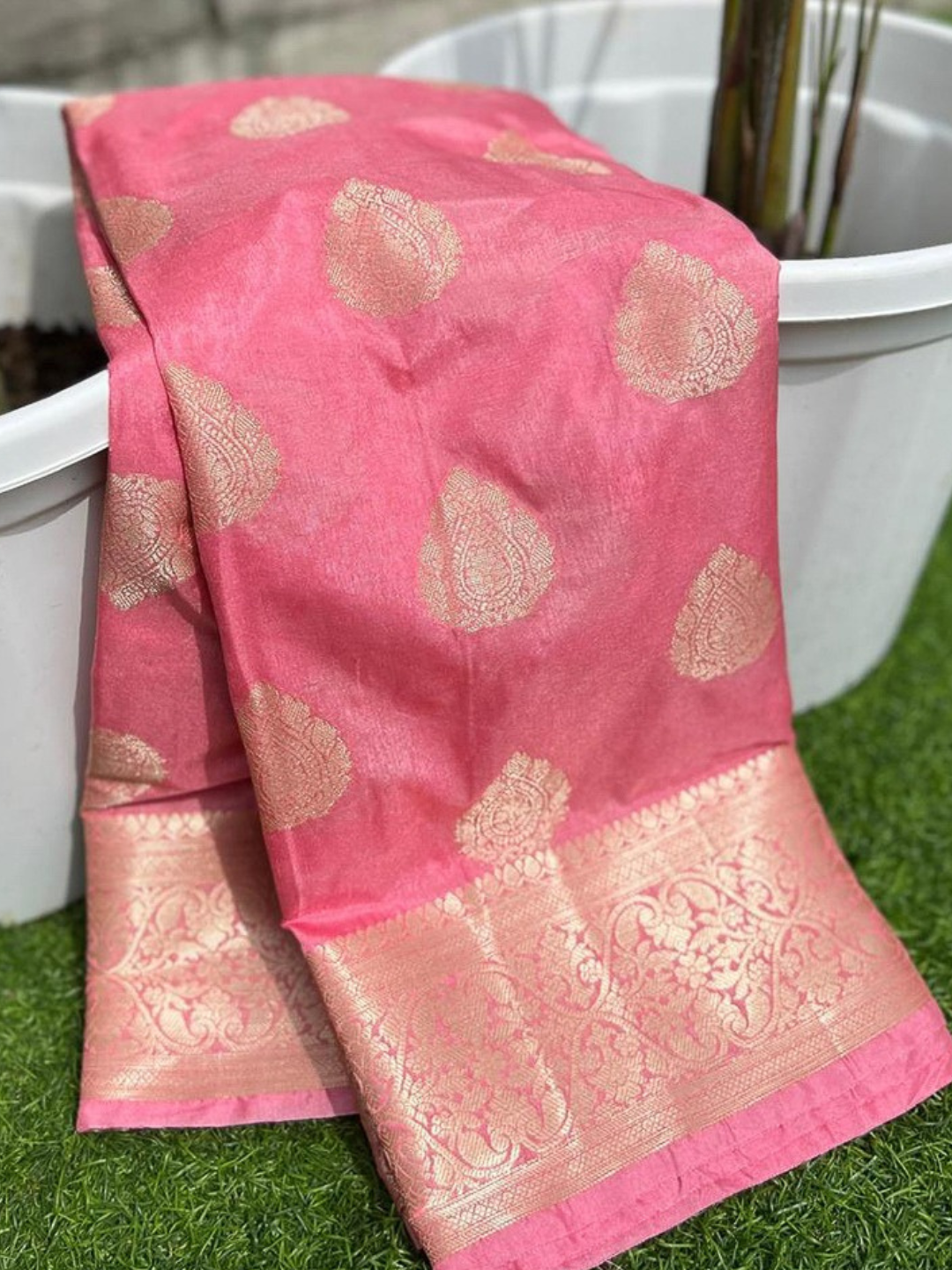 Royal Charm Banarasi Silk Saree with Intricate Zari Buta