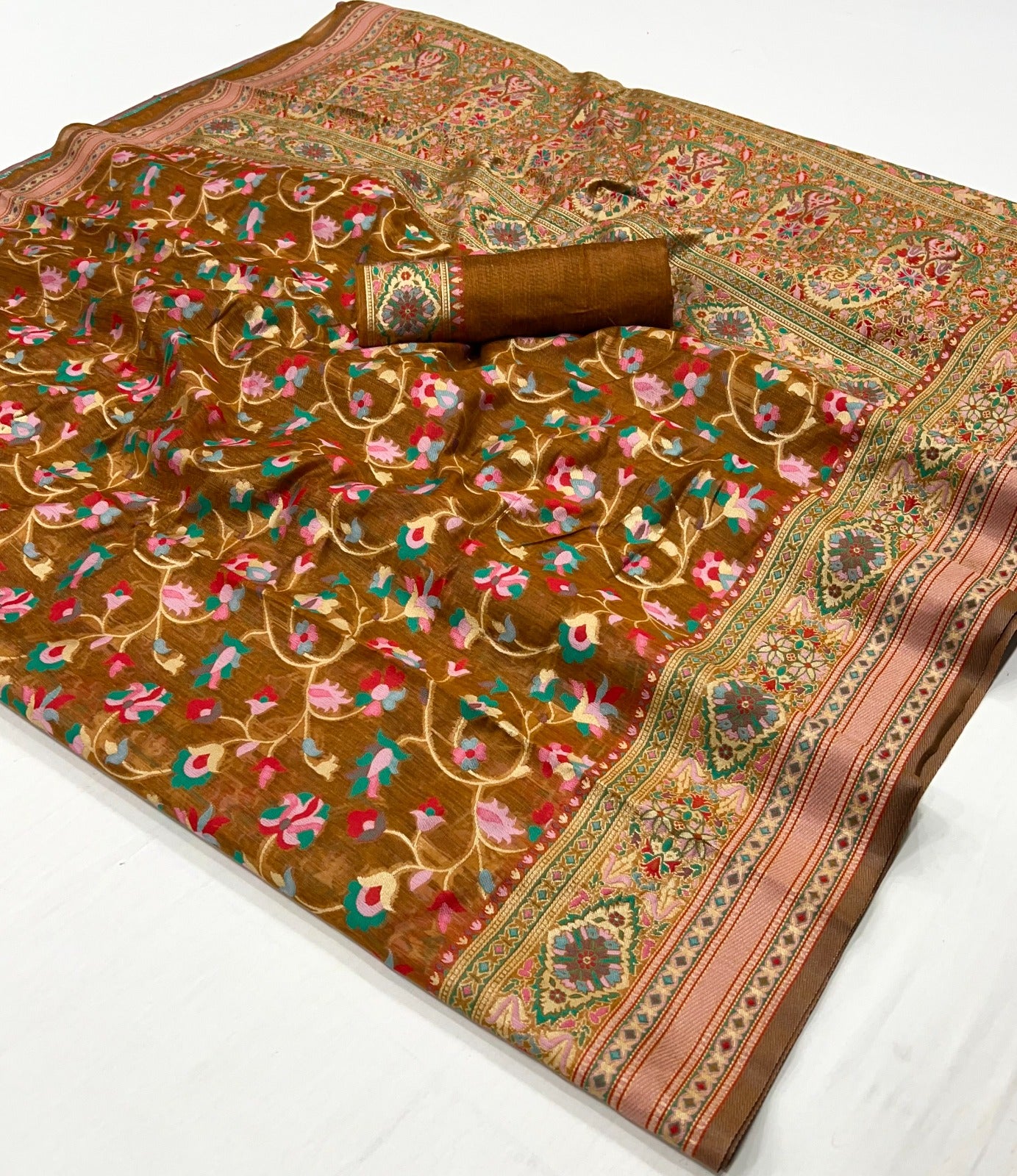 Premium Soft Pashmina Saree with Exquisite Border Detailing