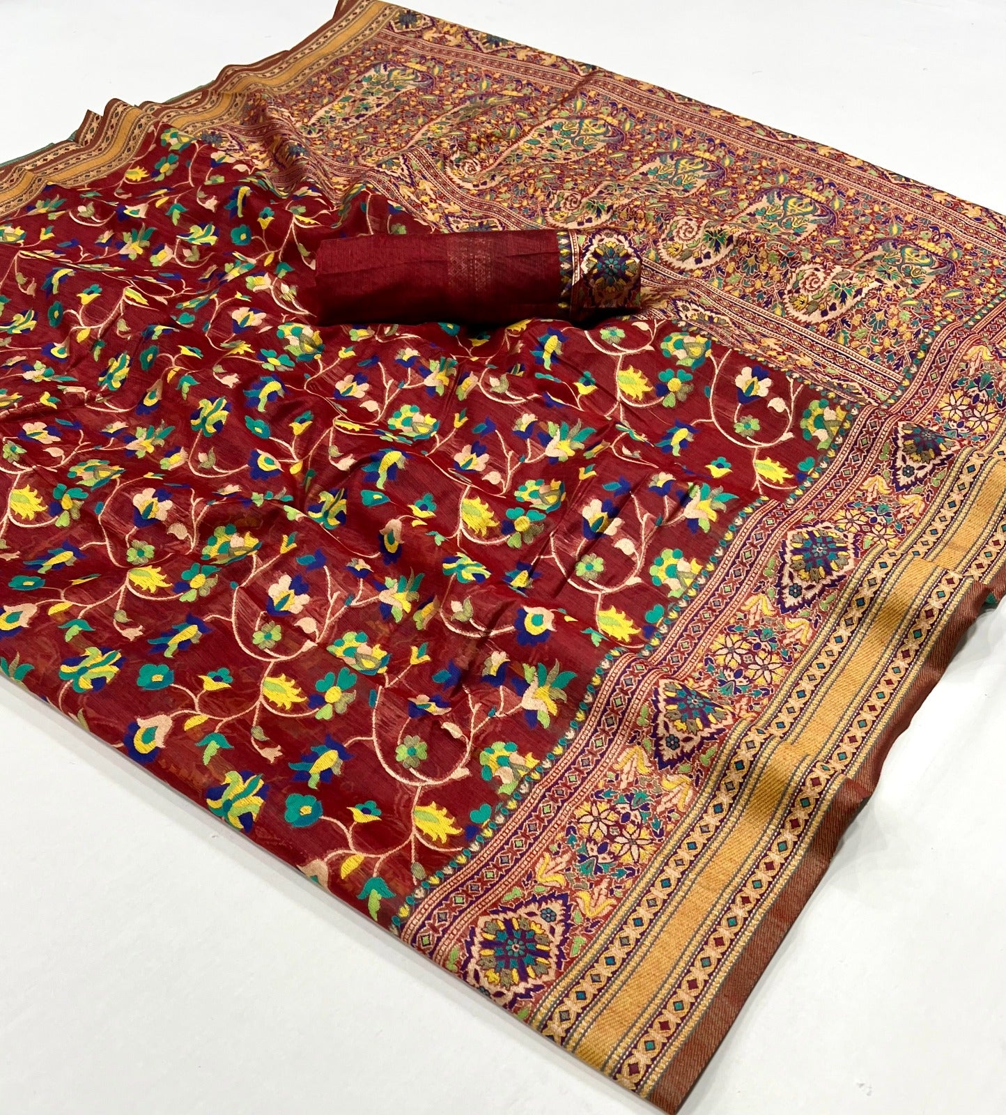 Premium Soft Pashmina Saree with Exquisite Border Detailing