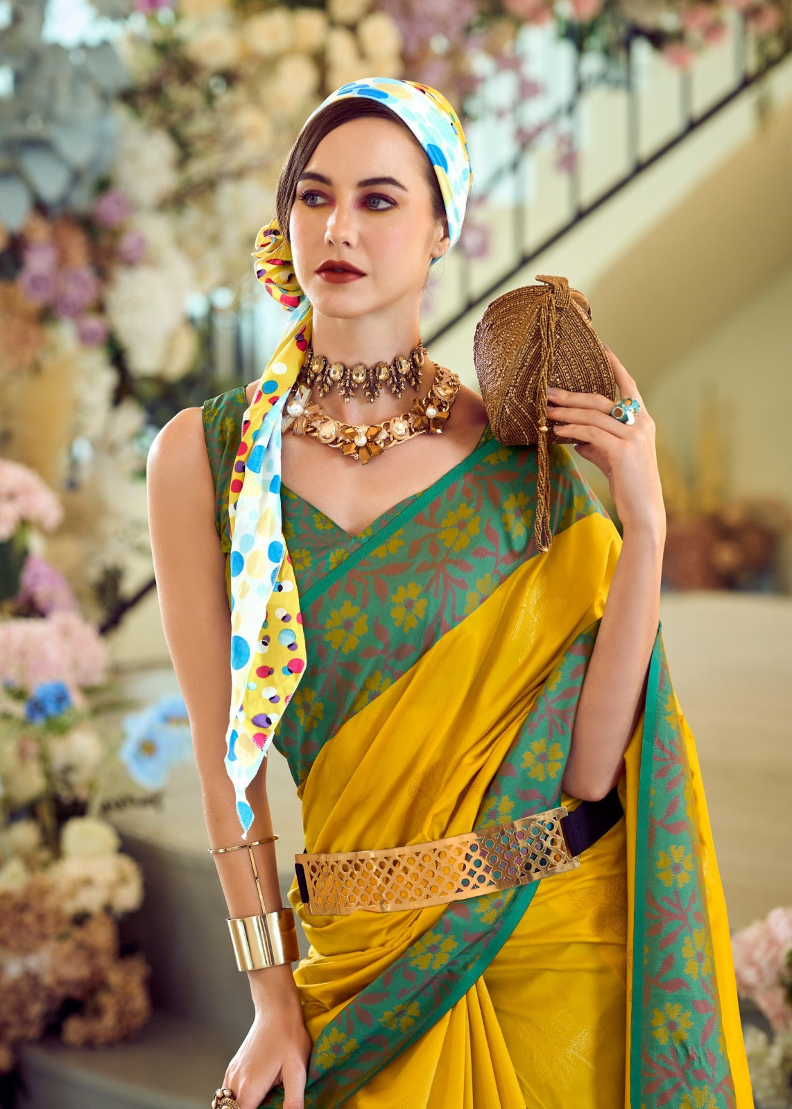 Soft Silk Ikkat Saree Adorned with Beautiful Contrast Weaving Pattern