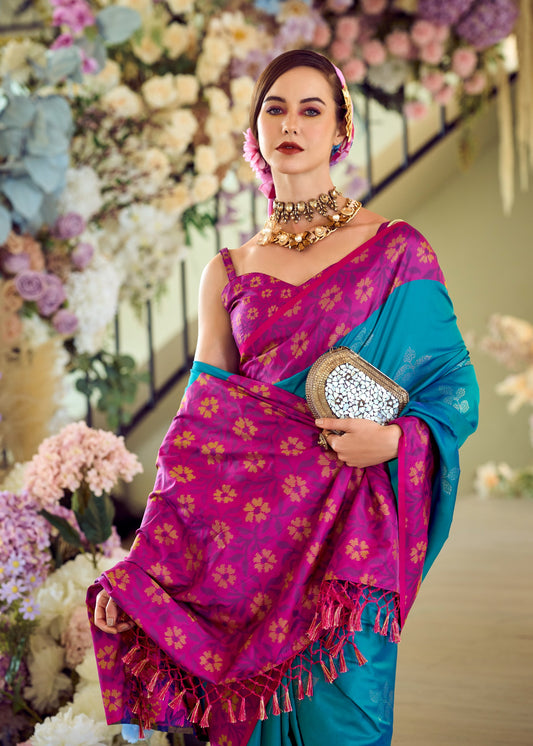 Soft Silk Ikkat Saree Adorned with Beautiful Contrast Weaving Pattern