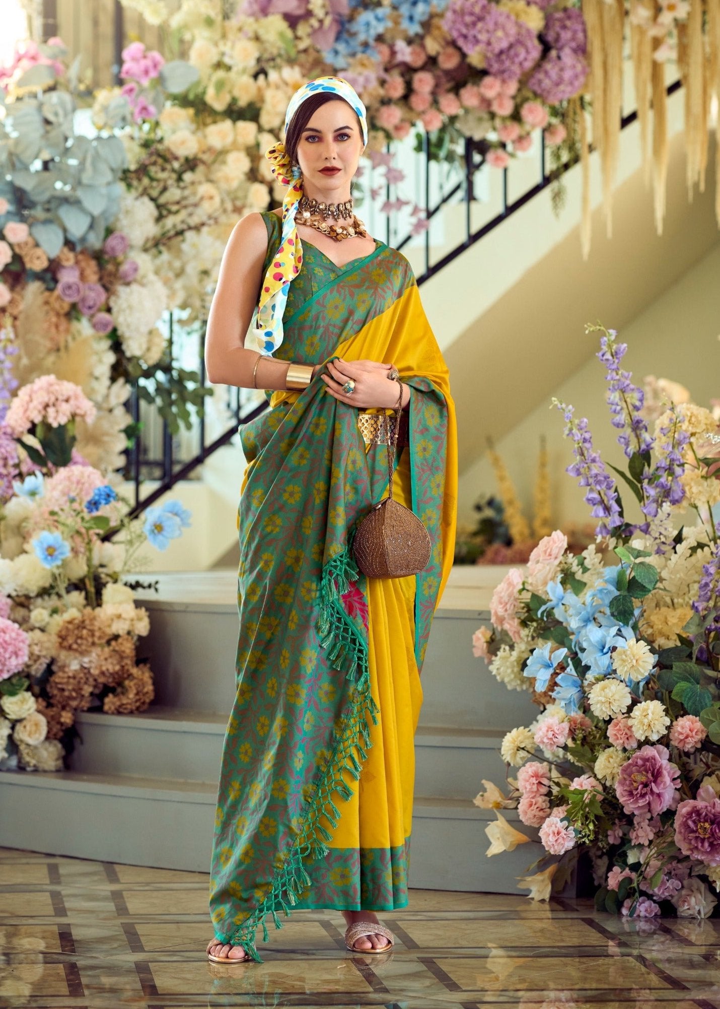 Soft Silk Ikkat Saree Adorned with Beautiful Contrast Weaving Pattern