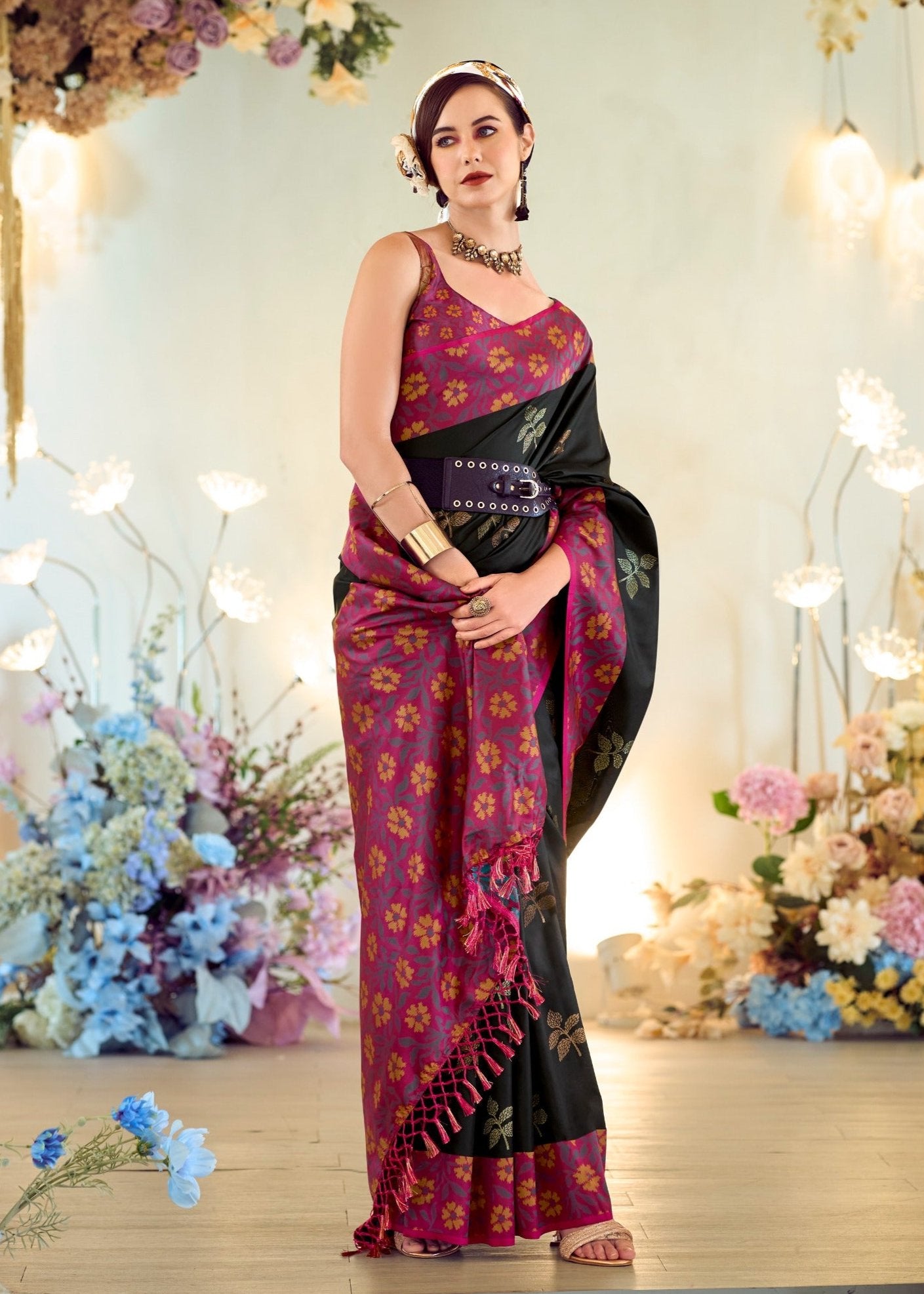 Soft Silk Ikkat Saree Adorned with Beautiful Contrast Weaving Pattern