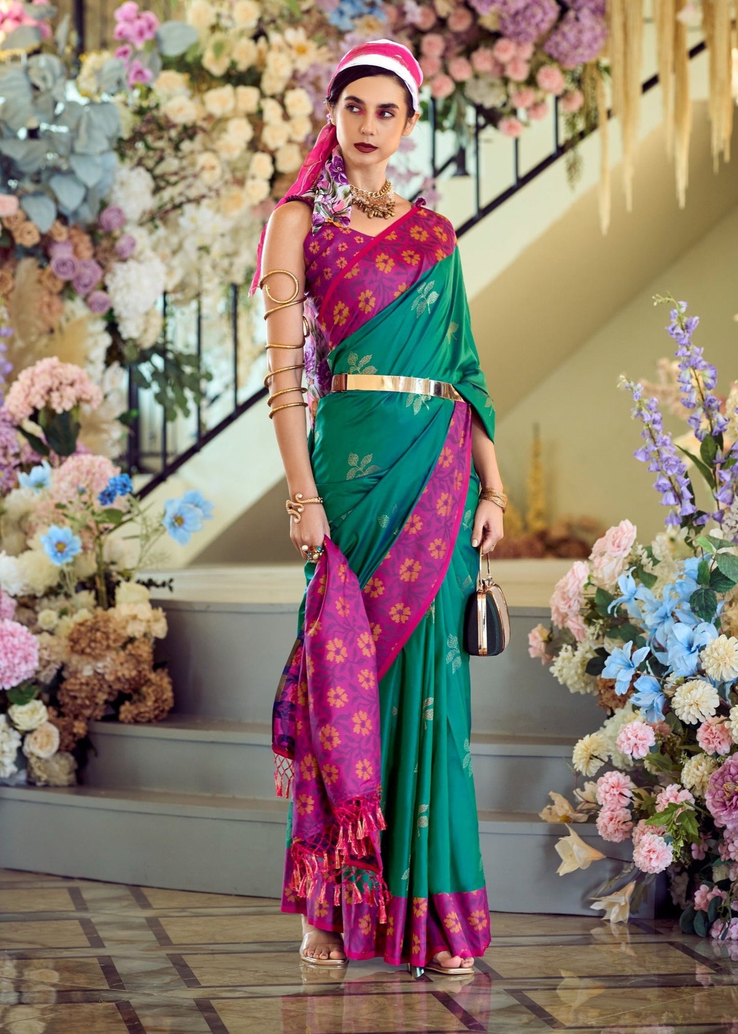 Soft Silk Ikkat Saree Adorned with Beautiful Contrast Weaving Pattern