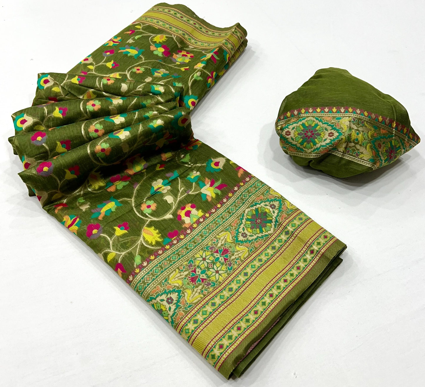 Premium Soft Pashmina Saree with Exquisite Border Detailing